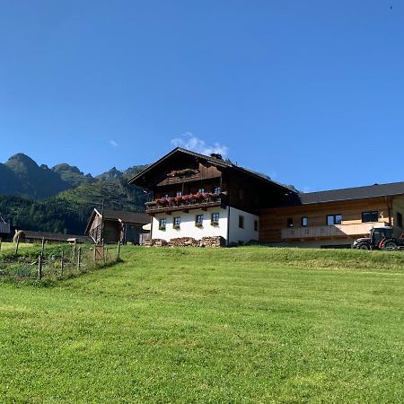 ホテル Guggenbergerhof マリア・ルッガウ エクステリア 写真