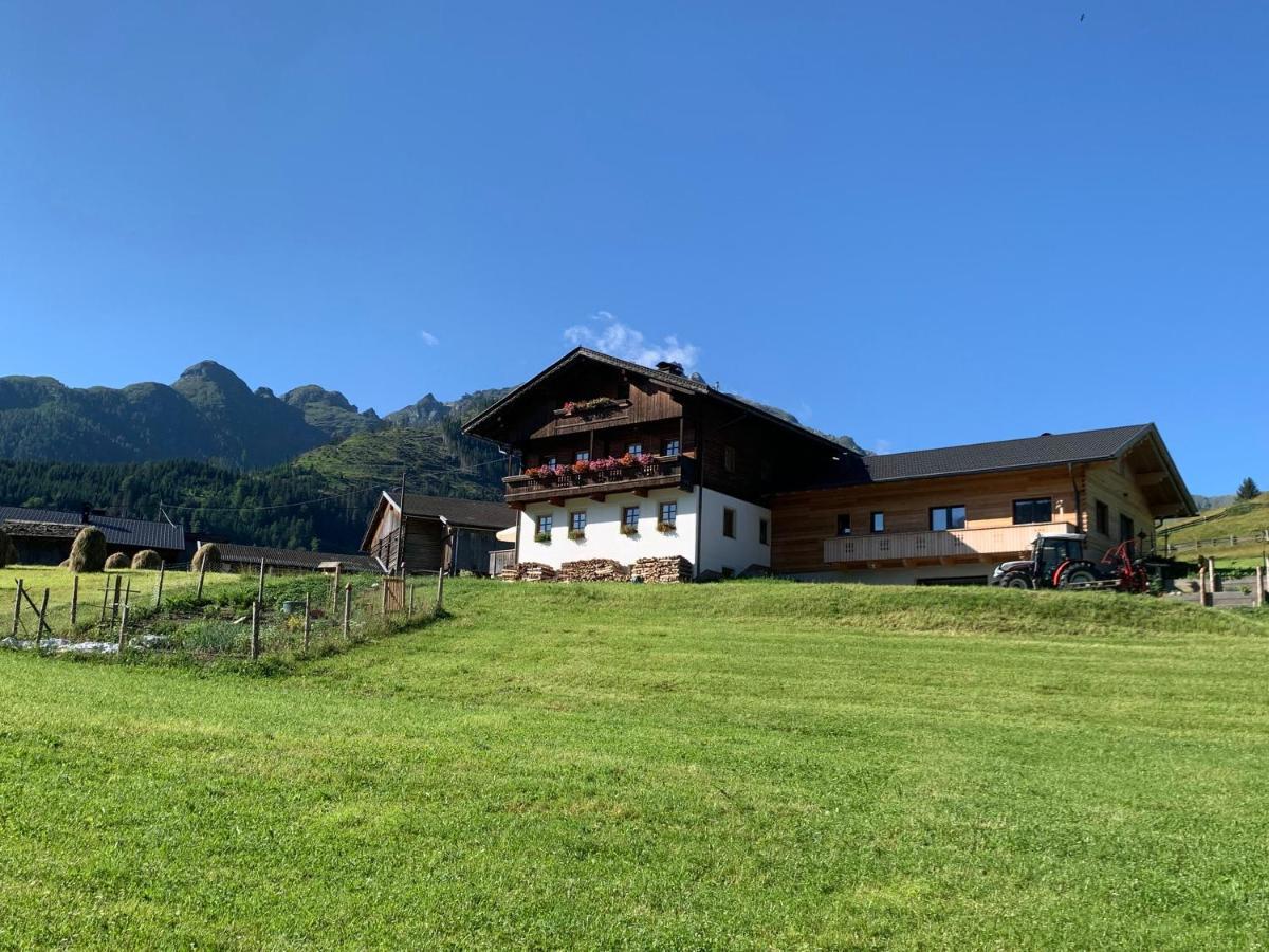 ホテル Guggenbergerhof マリア・ルッガウ エクステリア 写真