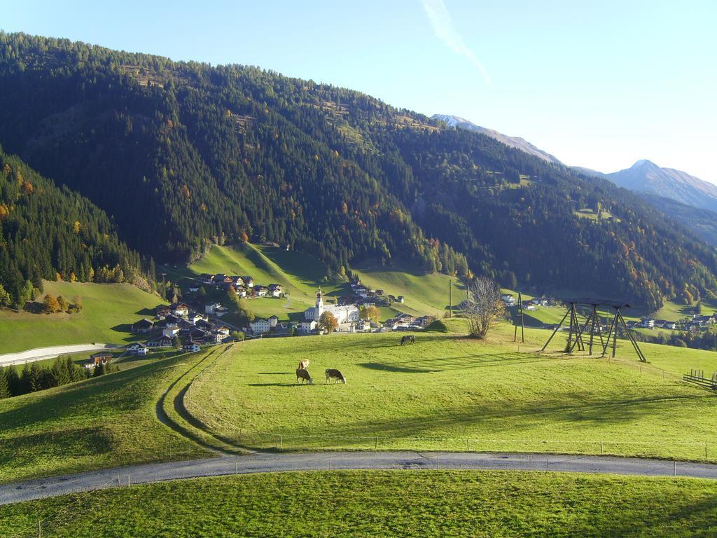 ホテル Guggenbergerhof マリア・ルッガウ エクステリア 写真