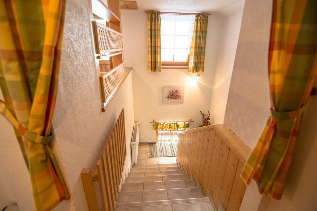 ホテル Guggenbergerhof マリア・ルッガウ 部屋 写真